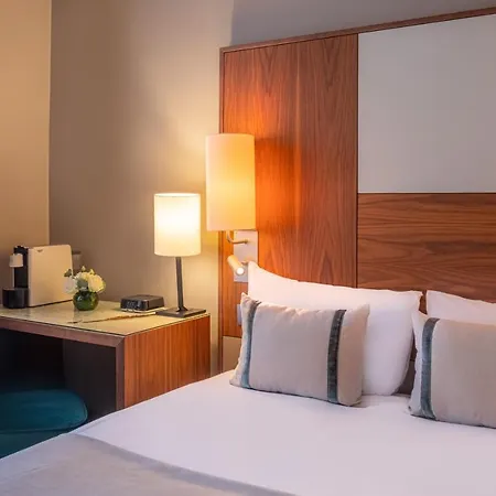 Le Tourville By Inwood