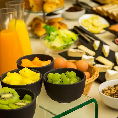 Le Tourville By Inwood 4*