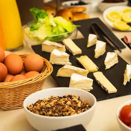 فندق Le Tourville By Inwood 4*