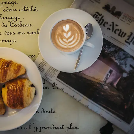 Le Tourville By Inwood 4*