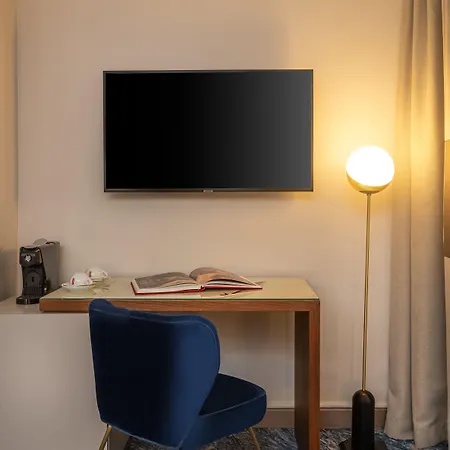 Le Tourville By Inwood فندق