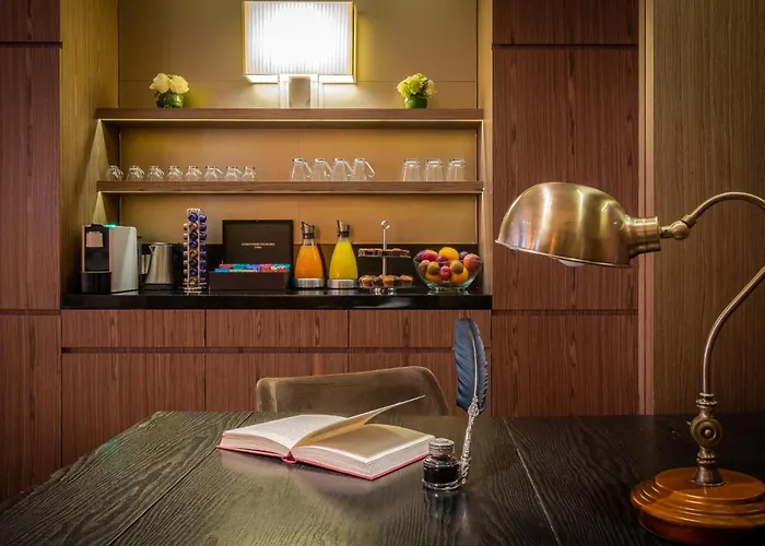 Le Tourville Eiffel Hotel 4*