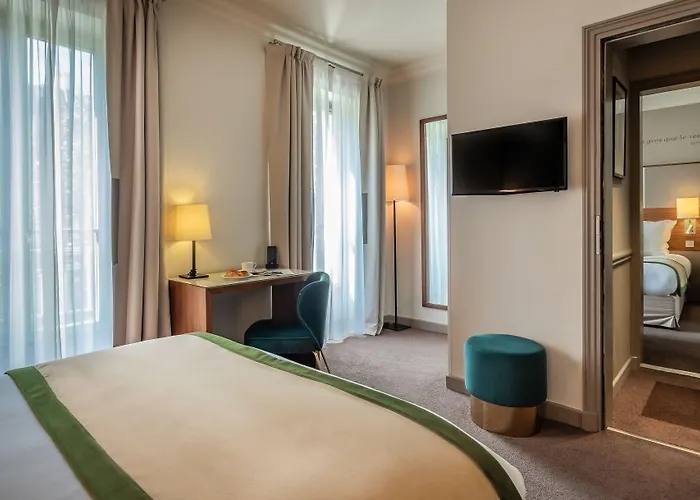 Le Tourville Eiffel Paris