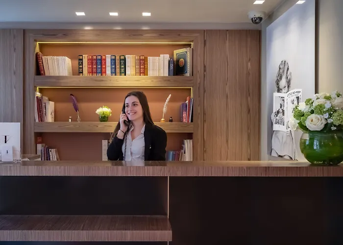 Le Tourville Eiffel 4* Paris